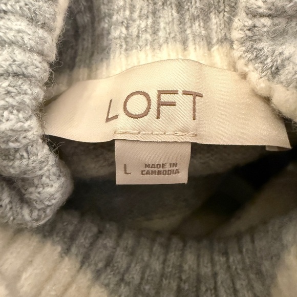 LOFT Gray and Cream Striped Turtleneck Sweater - Picture 5 of 5